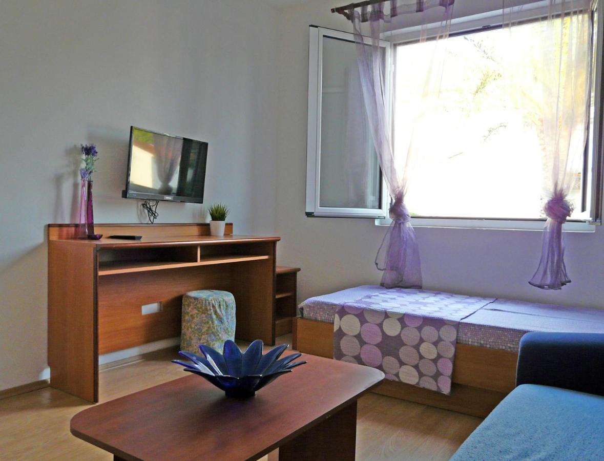 Apartments By The Sea Drvenik Donja Vala, Makarska - 6756 Bagian luar foto